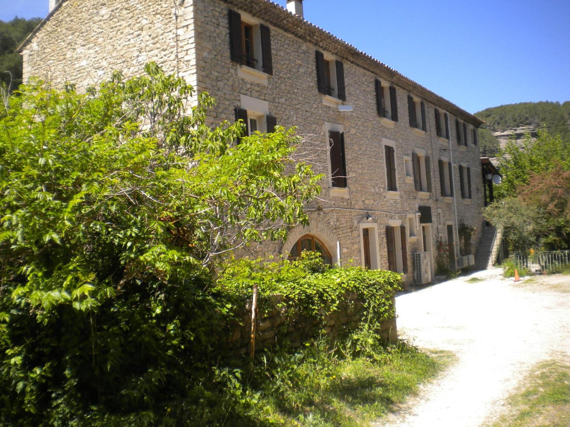 Appartement A Fontaine De Vaucluse Экстерьер фото